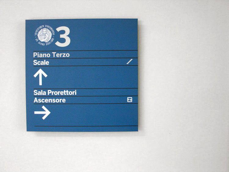 Ca-FoscariSede-Centrale-Wayfinding
