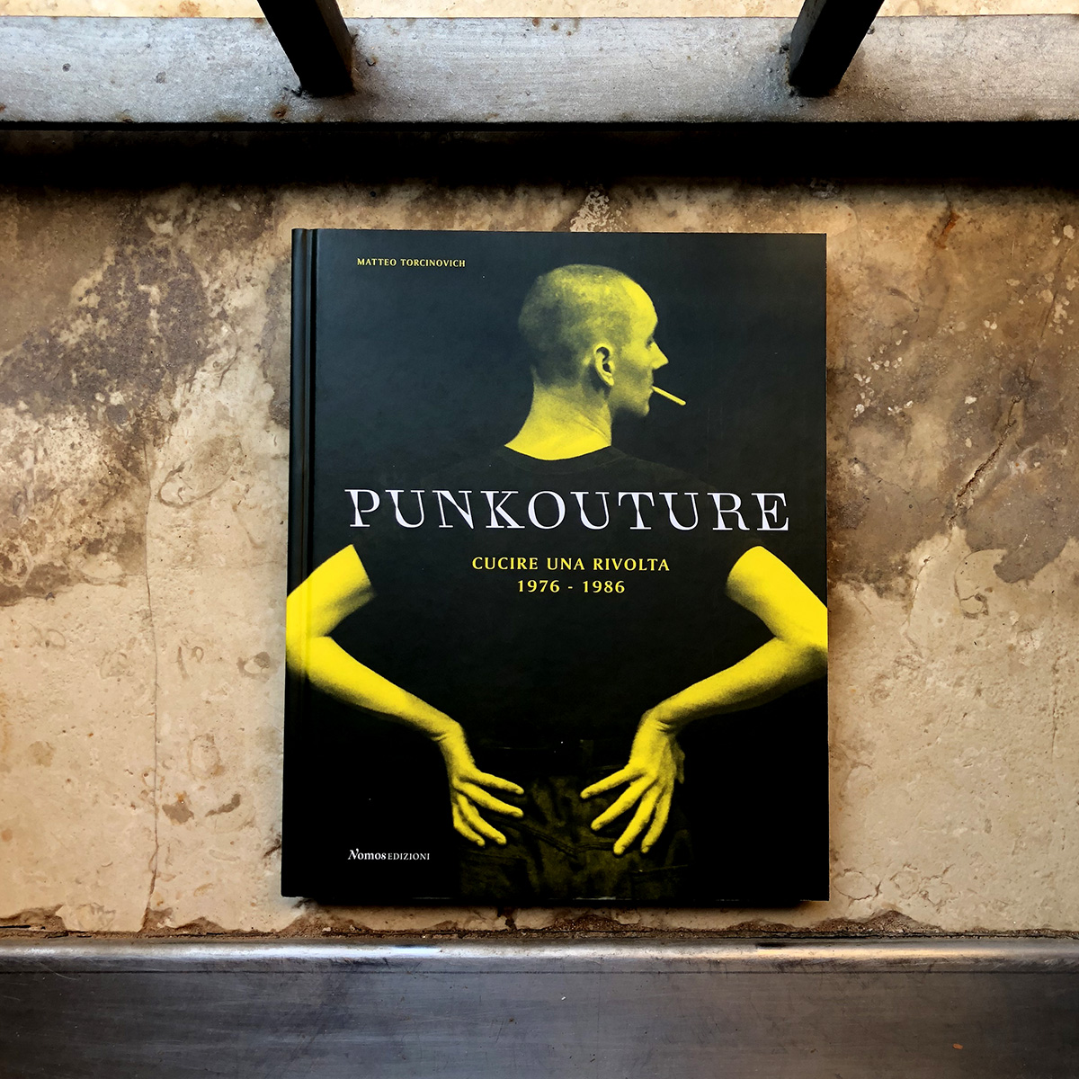 PunkoutureCucire-una-rivolta1976-1986-001 