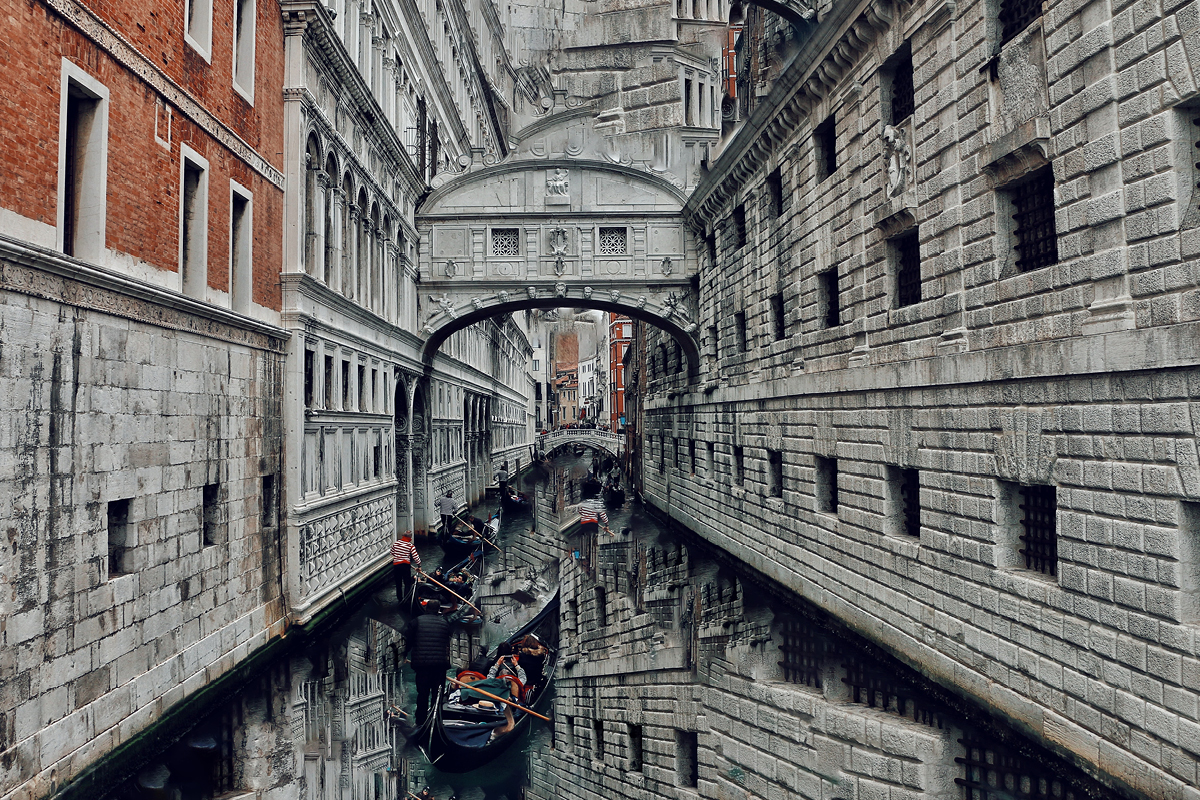 Hybrid-Venice-019 