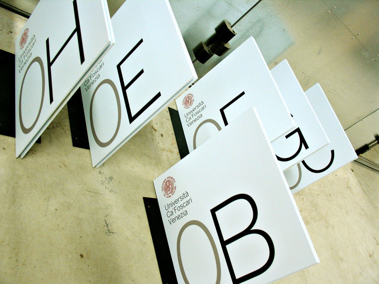 Ca-FoscariSan-Basilio-Wayfinding-001 